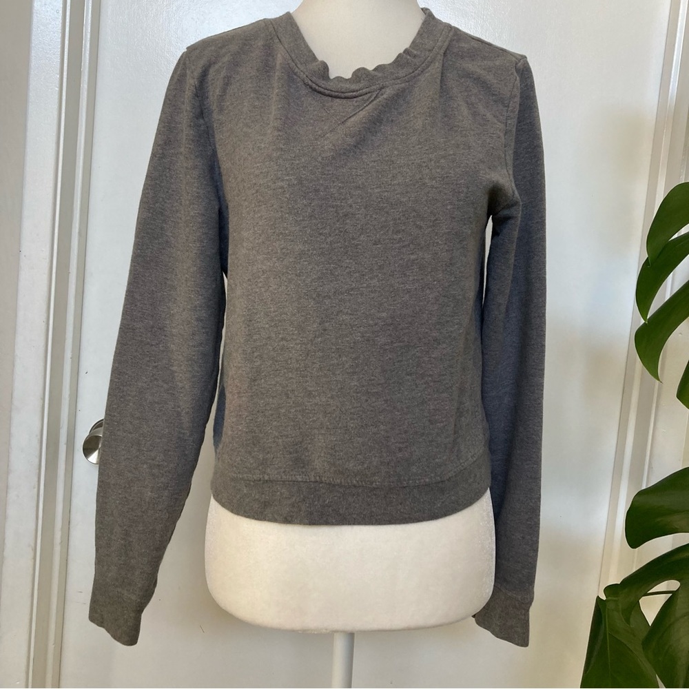 112- Sunday Best Grey Cropped Crewneck Sweatshirt